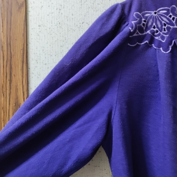 Vintage Vanity Fair Velour Sleepwear Medium Purple Floor Length Robe Kaftan - Picture 5 of 12